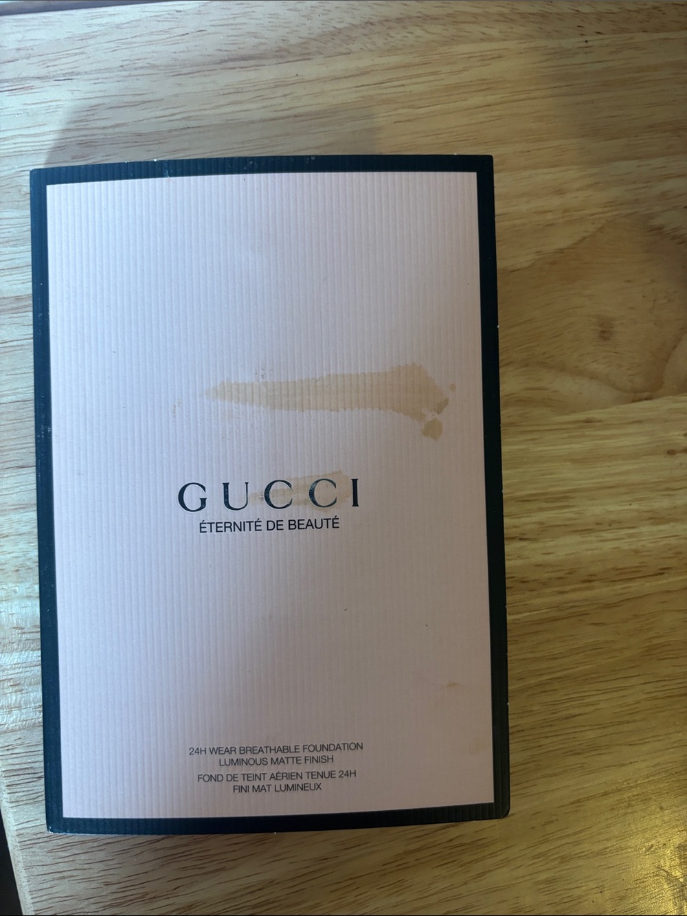 Gucci Éternité De Beauté Foundation Sample